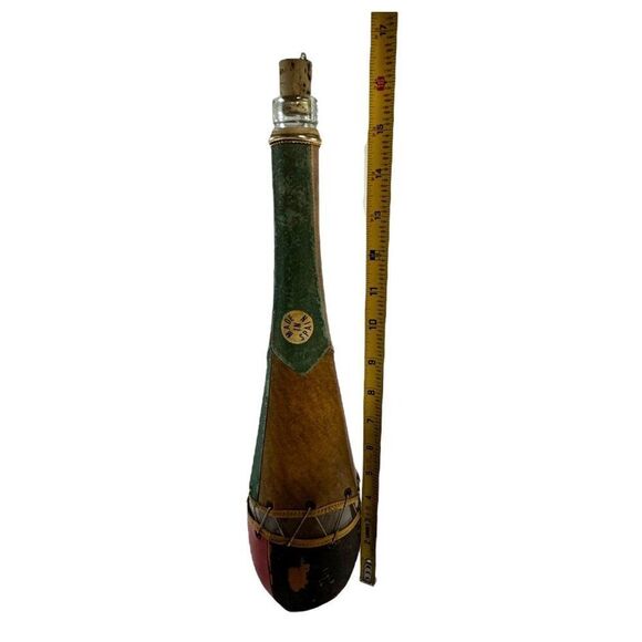 Vintage Spanish Leather Clad Decorative Wine Bottle Decanter Cork Stopper Chain - Picture 3 of 10